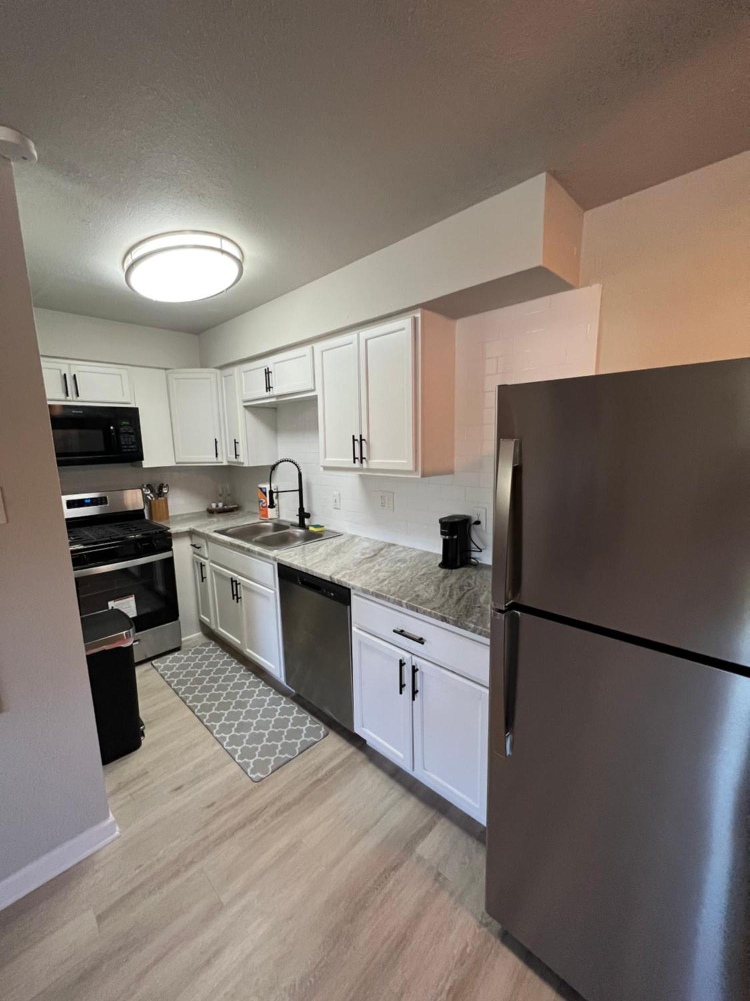 Apartment Downtown Luxe Escape 1 Bd 1 Ba *